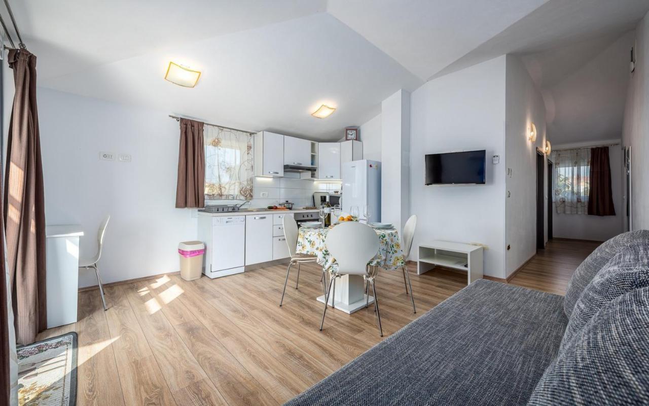 Apartment Kraljevic Umag Exterior photo
